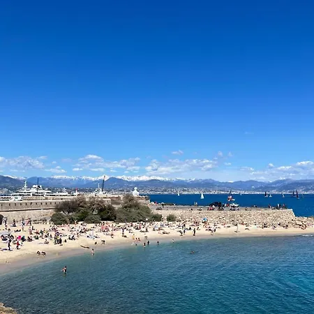 Carré D'or Bastion 1er Vue Appartamento