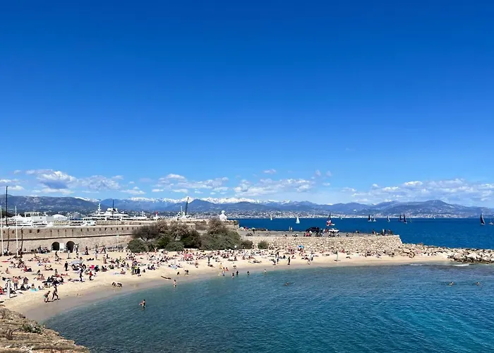 Carré D'or Bastion 1er Vue Appartamento